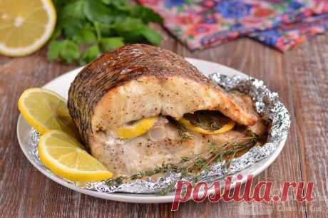 Рыба с лимоном и тимьяном в духовке.

Готовим потрясающе вкусную и ароматную рыбу с лимоном и тимьяном в духовке. Для приготовления беру щуку и сушеные веточки тимьяна. Поливаем соком лимона, добавляем ломтики лимона и тимьян во внутрь куска рыбы, 1 час маринуем и запекаем в духовке. Просто, ароматно и очень-очень вкусно!!!