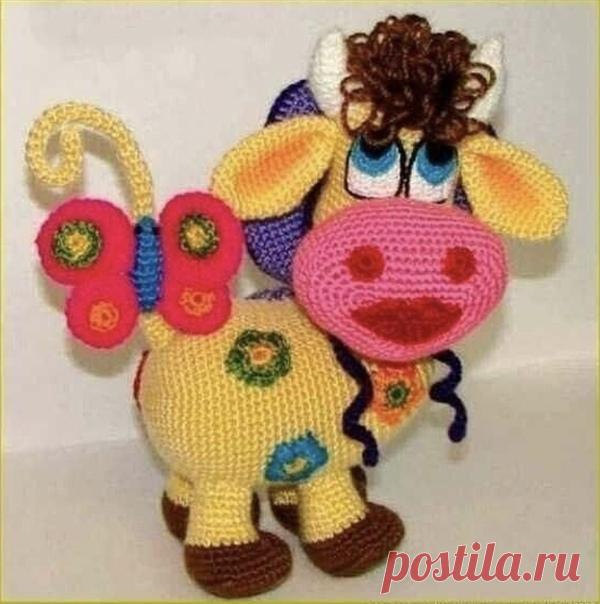 Пошаговый мастер класс симпатичной коровки

© Мир вязания