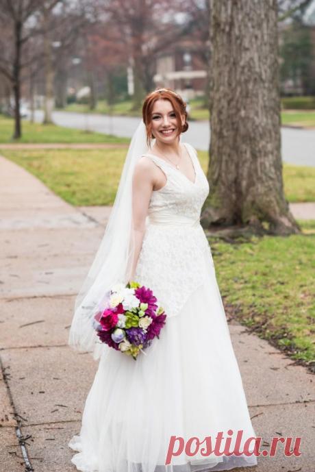 Невеста вышла замуж в свадебном платье мамы и бабушки | Изюминки