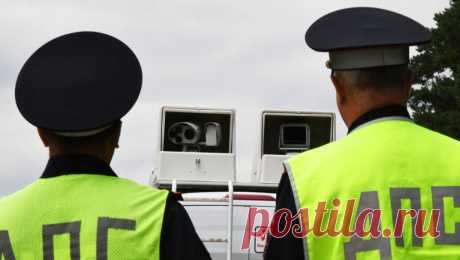 В Ингушетии ликвидировали вооруженного мужчину, напавшего на пост ДПС. Полицейские ликвидировали вооруженного мужчину, напавшего на сотрудников Дорожно-патрульной службы (ДПС) в Республике Ингушетии. Об этом сообщается в официальном Telegram-канале министерства внутренних дел РФ. Из заявления следует, что ...