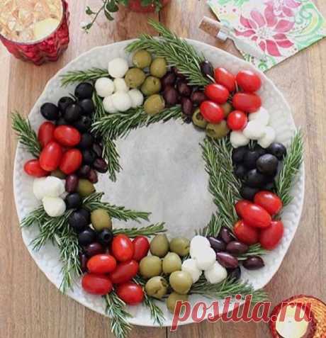 Festive wreath antipasto plate