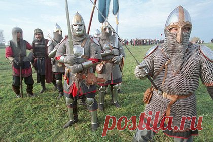 В Тульской области создадут туркластер к 650-летию Куликовской битвы. В Тульской области на территории нескольких муниципалитетов создадут туркластер к 650-летию Куликовской битвы. Об этом сообщил губернатор Алексей Дюмин. Так, новая туристическая инфраструктура появится в городе Новомосковске, а также в Узловском, Веневском, Кимовском и Богородицком районах.