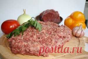 СЕКРЕТЫ ПРИГОТОВЛЕНИЯ ФАРША 

 
Котлеты получаются вкусными, но если ещё воспользоваться такими советами по приготовлению фарша, то они получатся ещё вкуснее. Поверьте среди этого списка есть хоть один секретик, которого Вы не з…