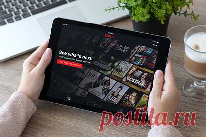 Netflix объявил о начале съемок нового сериала в России. Стриминговый сервис Netflix объявил о начале съемок нового сериала в России. Вторым оригинальным проектом Netflix в России станет психологическая драма о пути к искуплению с Александром Петровым в главной роли. Режиссером выступит постановщик шоу «Чики» Эдуард Оганесян.