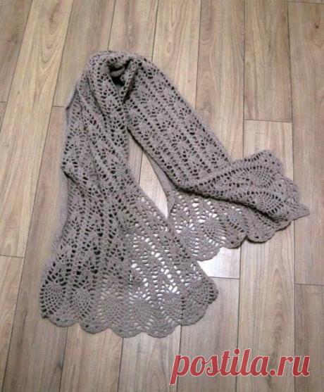Не связать ли нам ажурный шарфик с ананасовым настроением?