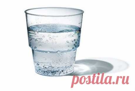 Польза от утреннего стакана горячей воды