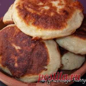 Чвиштари — рецепт кукурузных лепешек с сыром