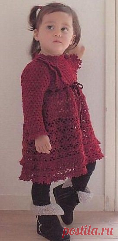 Детское ажурное платье (вязание крючком).