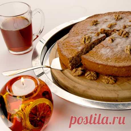 Очень вкусный, быстрый и простой ореховый пирог, рецепт для любителей сладкого и мучного.