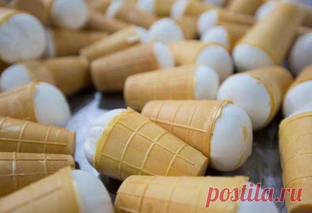 Домашнее мороженое, вкус советского пломбира.