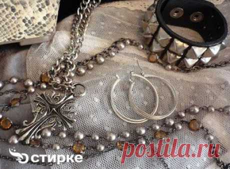 Как почистить серебряную цепочку в домашних условиях от черноты и налета