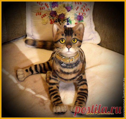 Купить Бенгальский котик. интерьерная игрушка из шерсти. - золотой, бенгальский кот, бенгальский котёнок