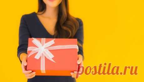 Каким подарком можно обидеть: ТОП — 10 самых неудачных презентов