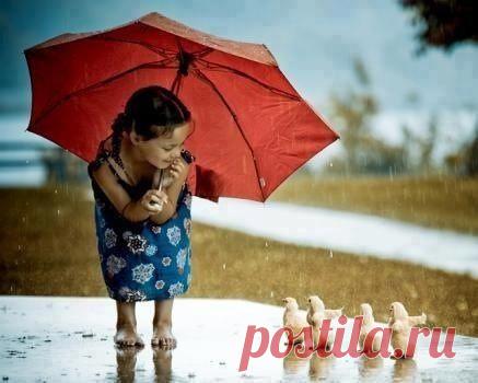 In the rain. via (tassels) | I Wish It Would Rain