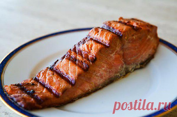 Лосось в чесночно-соевом маринаде | Вкусные Рецепты