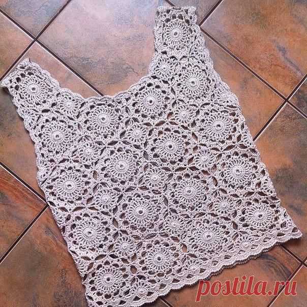 Топ мотивами крючком
#крючок #вязаный_топ #топ_крючком #мотив_крючком #топизмотивов