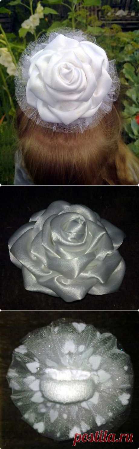 Роза - аксессуар для волос. Scrunchy with flower roses DIY ~ HandMadiya.com