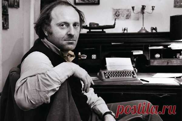 Тунеядец, эмигрант, лауреат Нобелевской премии, гений, поэт с идеальной судьбой, «Пушкин ХХ века» — о том, как сегодня в России относятся к Иосифу Бродскому и его наследию, «Лента.ру» поговорила с литературоведом Виктором Куллэ.  |  75 лет со дня рождения Иосифа Бродского: Книги: Культура: Lenta.ru