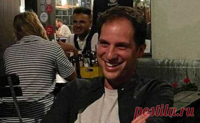 В Кремле заявили, что журналиста WSJ задержали в Екатеринбурге с поличным. Песков назвал задержание журналиста прерогативой ФСБ. По утверждению службы, он собирал сведения об оборонном предприятии, в WSJ это опровергают. В Екатеринбурге Гершкович общался с местным депутатом, в том числе об Украине