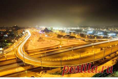 Развязка у завода им. Колющенко, вдали Синегорье.