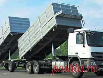 Новый зерновоз Actros с трёхсторонней разгрузкой кузова представил НМЗ