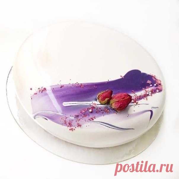 Торты как искусство, покрытые зеркальной глазурью