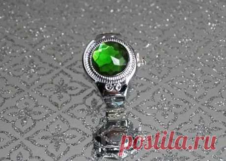 Купить Adjustable Green Cover Quartz Finger Ring Watch with на eBay.co.uk из Великобритании с доставкой в Россию, Украину, Казахстан