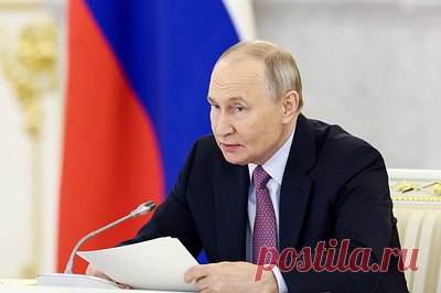 Farhikhtegan: визит советника иранского лидера в Москву отражает усиление позиций РФ. По мнению газеты, небольшой временной промежуток между визитами в столицу Али Лариджани и министра иностранных дел Ирана Аббаса Арагчи подчеркивает важность российско-иранского дипломатического взаимодействия
