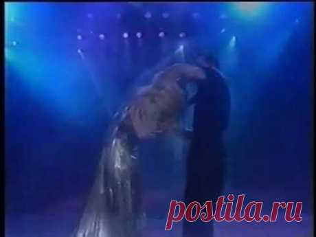 Patrick Swayze &amp; Wife Dancing At World Music Awards 1994
