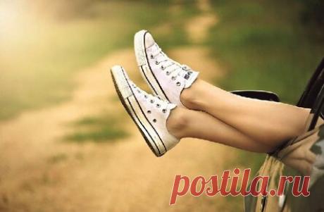 8 ОШИБОК, КОТОРЫЕ ВЫ СОВЕРШАЕТЕ, КОГДА БРЕЕТЕ СВОИ НОЖКИ