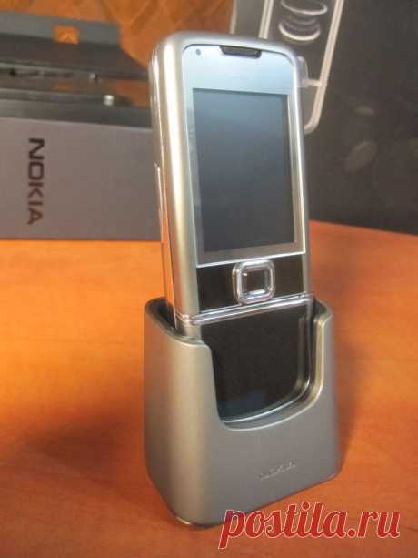 Nokia 8800 Carbon Arte - имиджевый телефон премиум-класса. В нашем магазине вы можете приобрести качественную копию Nokia 8800 Carbon Arte,  Мягкий слайдер, как в оригинале. В телефоне качественная русификация. В копии Nokia 8800 Carbon Arte 1-4 Гб памяти. Функция мр3 на звонок, фотокамера, телефон может проигрывать видео. Никаких торможений и задержек. Внешне отличий нет вообще, все, тоже самое! Жми.