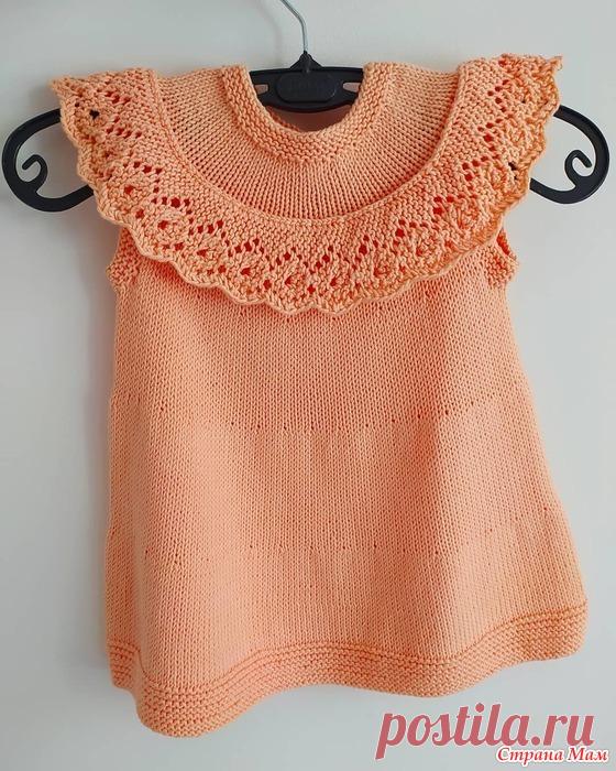 Детское платье с ажурной оборкой Всем доброе утро. У меня прошёл совместник по вязанию детского платья с ажурной оборкой. Я связала 2 платья. Одно из пряжи Gazzal Baby Cotton, 50г/165м. Возраст: 12-18мес.