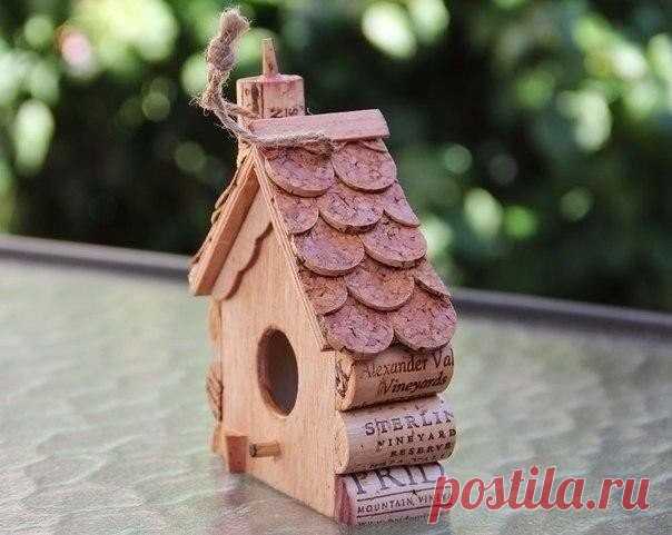 Домики  из винных пробок