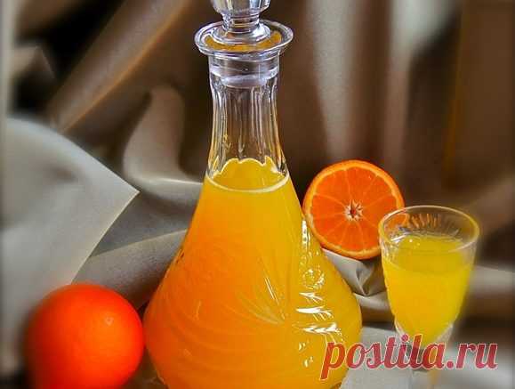 Мандариновка 

Если вы решили удивить гостей вкусным десертом, старайтесь не прибегать к банальным тортам, кексикам и фруктовым салатам! Приготовьте что-нибудь необычное. К примеру, ароматную мандариновую водку ил…