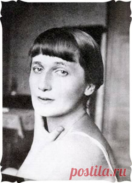 #интернет_бизнес #поэзия #Анна_Ахматова
125 лет назад, в ночь с 23 на 24 июня - в таинственную, колдовскую ночь на Ивана Купалу - родилась Анна Андреевна Ахматова
&quot;Я научилась просто мудро жить...&quot;
https://www.liveinternet.ru/users/altinira/post328813614/
