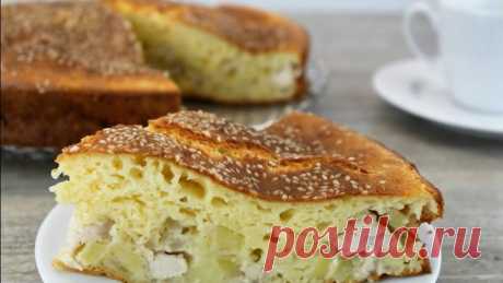 Заливной пирог с курицей и картошкой! Очень сытное и несложное блюдо!