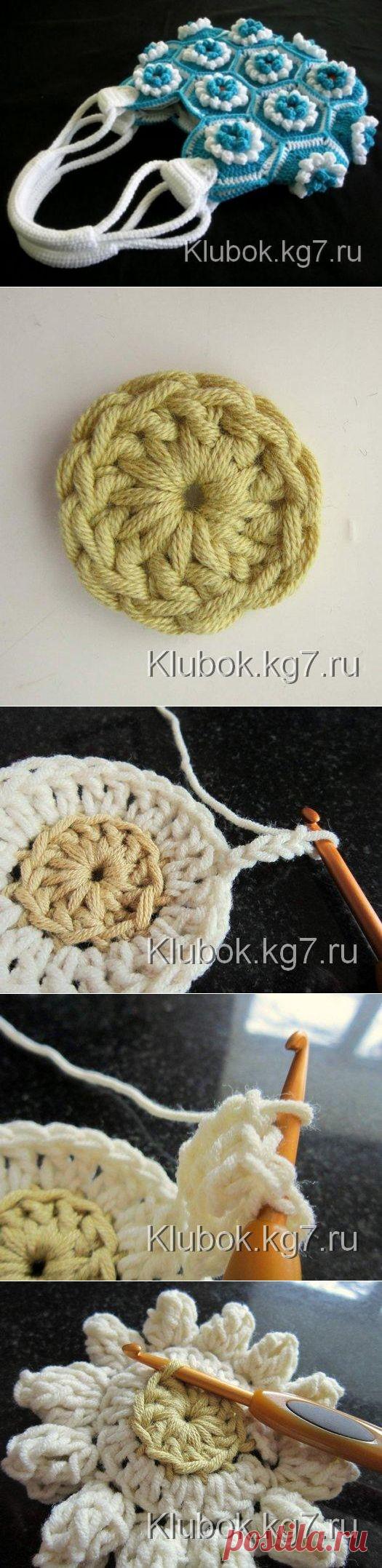 Вязанная сумочка крючком из цветочных мотивов | Клубок
