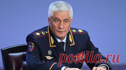 Глава МВД Владимир Колокольцев вручил награды отличившимся полицейским. Официальный представитель МВД России Ирина Волк заявила, что министр внутренних дел России Владимир Колокольцев вручил награды отличившимся полицейским. Читать далее