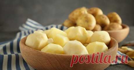 Блюда из картошки: 20 простых рецептов на каждый день Картофель, как и хлеб, – всему голова. Пожалуй, ни одно застолье не обходится без блюд из этого корнеплода, да и в обычные дни картошка – один из главных ингредиентов в меню. Что можно приготовить из картофеля, кроме пюре, читайте в нашей статье.