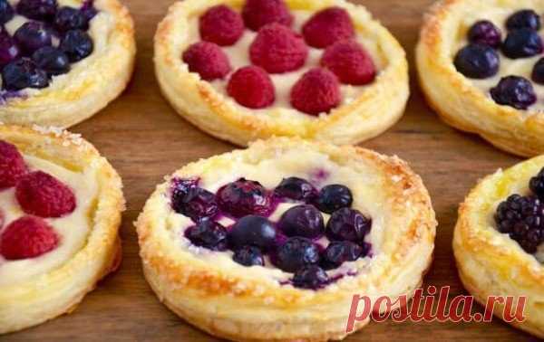 6 диетических соусов для вкуса и разнообразия!🍏🍋🌽🍒 Сохрани себе пригодится!📌 1. Творог обезжиренный + йогурт натуральный + соевый соус + зелень 2. Авокадо + петрушка + чеснок + кабачок + лимонный сок + специи 3. Натуральный йогурт + горчица + укроп + петрушка + чеснок 4. Помидор + базилик + чеснок + оливковое масло 5. Болгарский перец + помидор + миндаль + кинза + оливковое масло 6. Натуральный йогурт + мята + цедра лайма Питайтесь правильно!