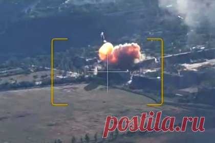 Удары российской авиации по позициям ВСУ попали на видео