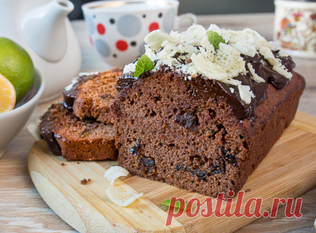 Кекс “Чернослив в шоколаде” на Вкусном Блоге Сколько разных кексов я испекла за свою сознательную и несознательную кулинарную жизнь, посчитать сложно. Но почему-то ни разу мне не пришло в голову соединить шоколадное кексовое тесто с черносливом. Чернослив в шоколаде мне очень нравится. Пусть теперь будет такое сочетание и в кексе 🙂 Если вы не любите чернослив –…
