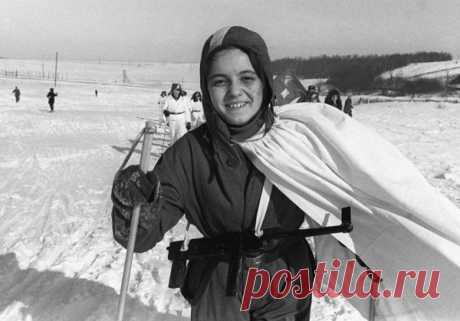 Как миллионы советских детей играли в &quot;Зарницу&quot; / Назад в СССР / Back in USSR