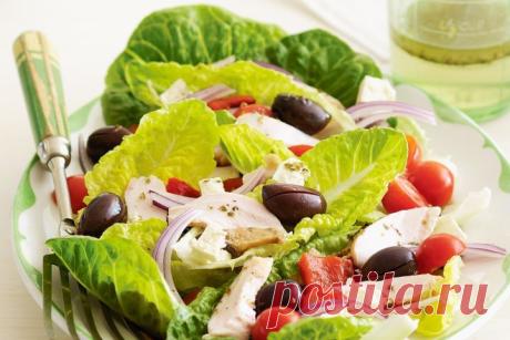 Greek salad with smoked chicken and eggplant