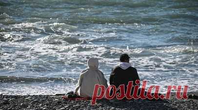 Врач Бондаренко рассказал, как открыть купальный сезон без вреда для здоровья. Реабилитолог, специалист по механотерапии, основатель и руководитель Центра механотерапии имени Густава Цандера Владимир Бондаренко предупредил, что купание в непрогретом водоёме может спровоцировать спазм сосудистой системы. Читать далее