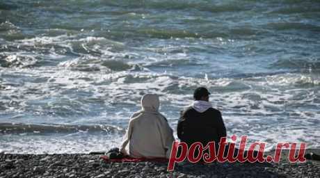 Врач Бондаренко рассказал, как открыть купальный сезон без вреда для здоровья. Реабилитолог, специалист по механотерапии, основатель и руководитель Центра механотерапии имени Густава Цандера Владимир Бондаренко предупредил, что купание в непрогретом водоёме может спровоцировать спазм сосудистой системы. Читать далее