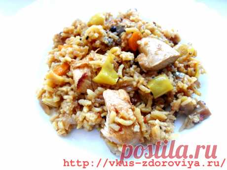 Аджабплов.Сегодня у меня вкусный, ароматный плов с овощами и куриным мясом.

Для его приготовления возьмем:

Куриное филе – 2 шт.
Болгарский сладкий перец – 2 шт
Баклажан – 1 шт.
Кабачок – 1 шт.
Лук- 2 шт.
Чеснок – 2 зубчика
Помидоры – 3 шт.