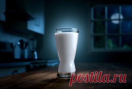 Солёное молоко: особенности рецепта и противопоказания В чем заключается секрет пользы молока с боржоми? Кому нельзя применять? Пропорции для приготовления напитка. Правила употребления целебного коктейля.