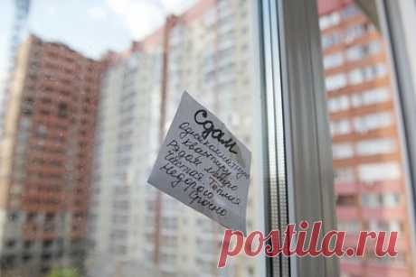 Аренда квартир в центре Москвы подешевела. В ноябре 2022 года за год подешевела долгосрочная аренда квартир в центральных районах Москвы. Об этом сообщает РБК со ссылкой на данные «Авито Недвижимости». Заметнее всего ставка аренды в центре столицы снизилась в Хамовниках — на 54,3 процента. В Басманном районе и Якиманке показатель уменьшился на 47,6 процента.