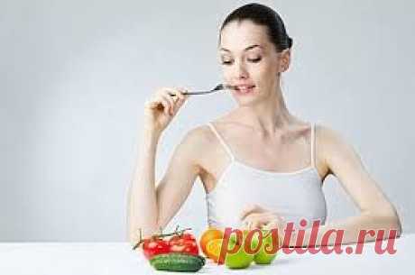 Рецепт долголетия заключается в гармоничном и разумном отношении к себе, миру и окружающим людям. А различные диеты, системы физических упражнений, методики очищения организма должны помогать нам в этом. Ученые утверждают, что отдельные пищевые привычки влияют на длительность жизни, например:

-если вы будете ежедневно завтракать, то проживете на 1,1 года дольше

-если мужчины каждый день будут употреблять свежие томаты (можно и свежеприготовленные соусы из них), то их жизнь удлинится